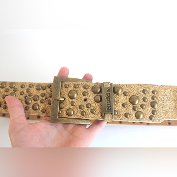 XL Genuine Leather Belt Metallic Gold with Brass Studs Studded Mudd - Picture 4 of 8
